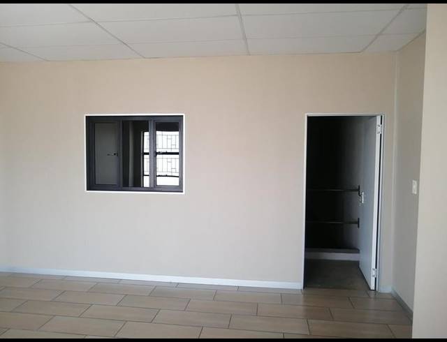 INDUSTRIAL PROPERTY TO RENT IN STORMILL